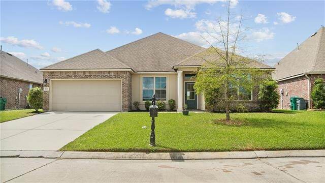 Photo - 440 W Lake Dr