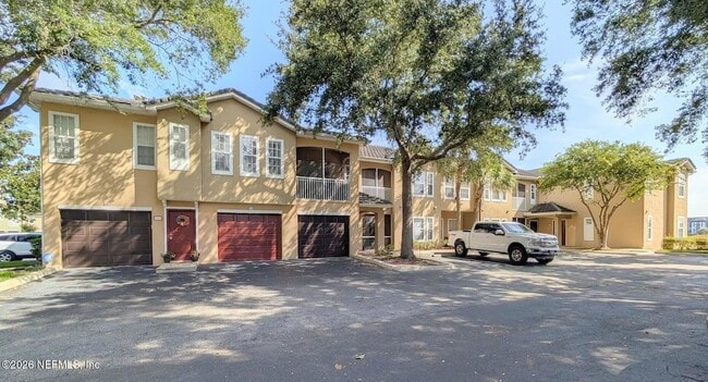 Building Photo - 10075 Gate Pkwy N Unit 1604