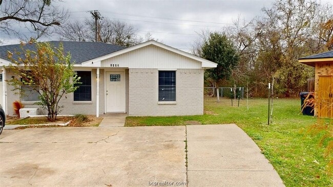 Building Photo - 1603 Cloverdale Ct