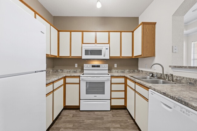 Photo - Villas at Park West