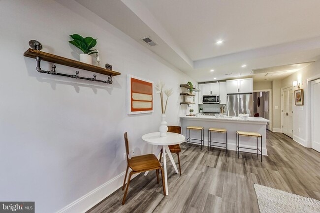 Photo - 819 D St NE Unit 7