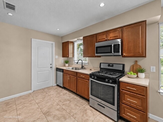 Photo - 2304 Cedar Bayou Rd