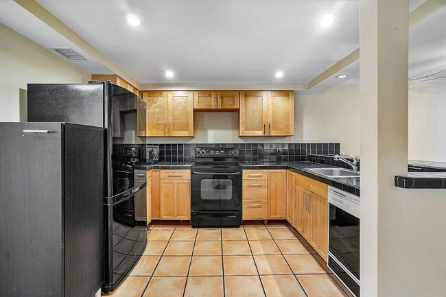 Photo - 6559 Chasewood Dr Unit A
