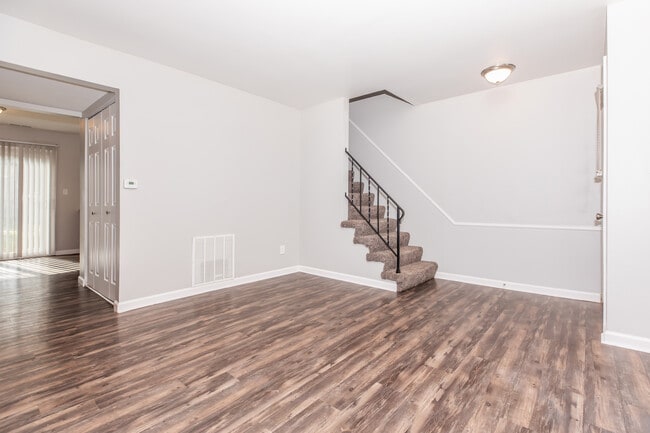 Photo - Woodhaven Oaks