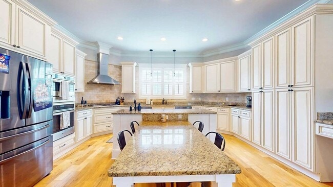 Photo - 321 Madison Grove Blvd