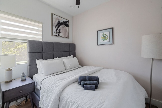 Photo - 824 Sunset Ave Unit ID1024497P