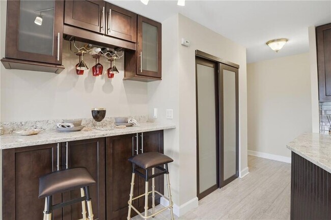 Photo - 2285 Peachtree Rd NE Unit 709