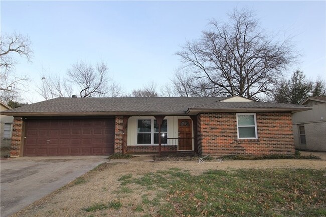 Building Photo - 3532 Antilles Dr