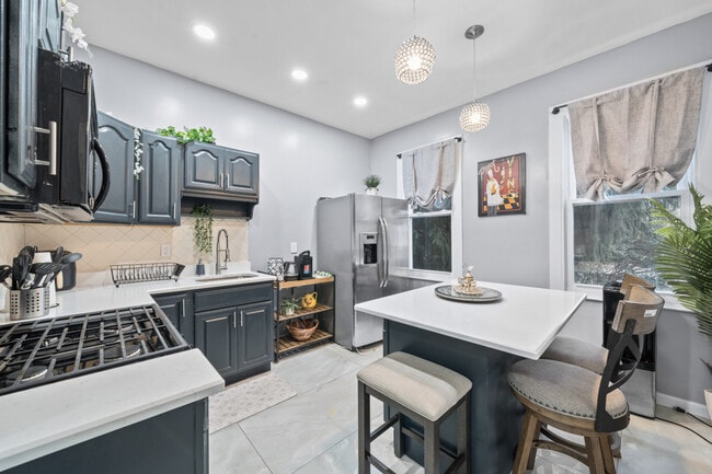 Photo - 20 W 48th St Unit ID1312447P