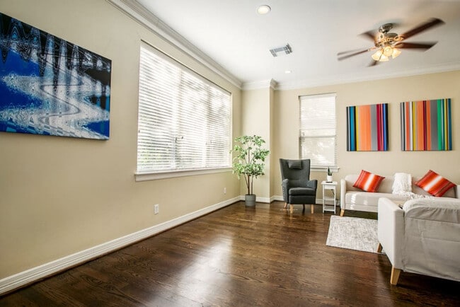 Photo - 2421 Ralph St Unit SI ID1583912P