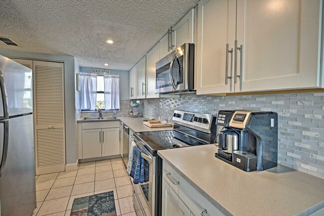 Photo - 2730 Ocean Shore Blvd Unit SI FL3-ID1546294P