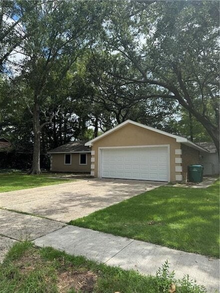 Photo - 306 Clover Dr