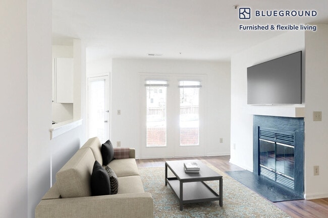 Building Photo - 10608 Kitty Pozer Dr Unit FL3-ID6098A