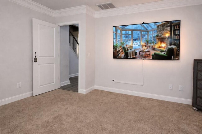 Building Photo - 182 Hillmont Dr Unit SI ID1499062P