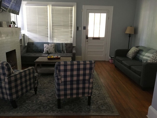 Photo - 182 Williams St Unit ID1043570P