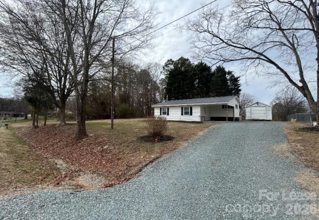 Building Photo - 1016 Boyd Allman Rd