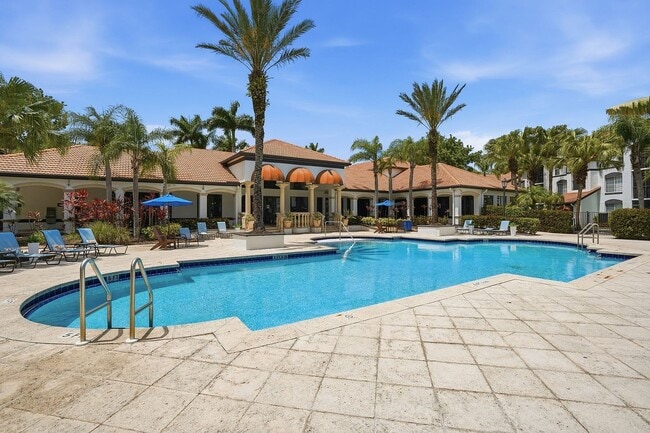 Resort Style Pool - Advenir at Aventine