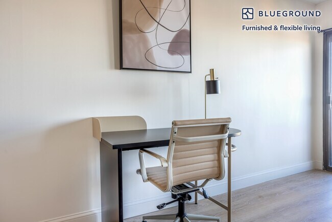 Photo - 270 Babcock St Unit FL18-ID821