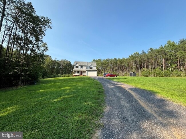 Photo - 16209 Round Hill Rd