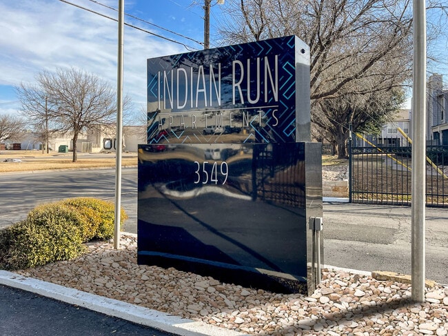 Entry Driveway - Indian Run Apartments