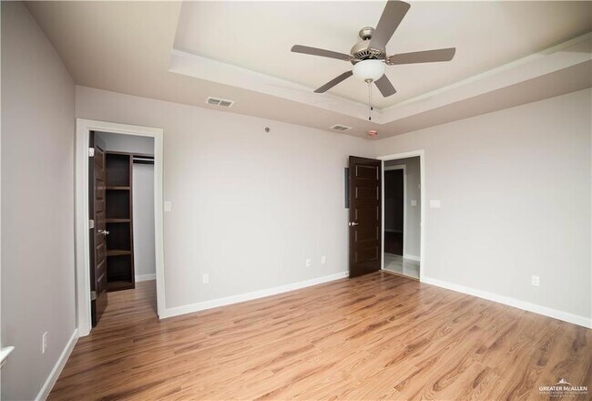 Photo - 3017 S L St Unit B