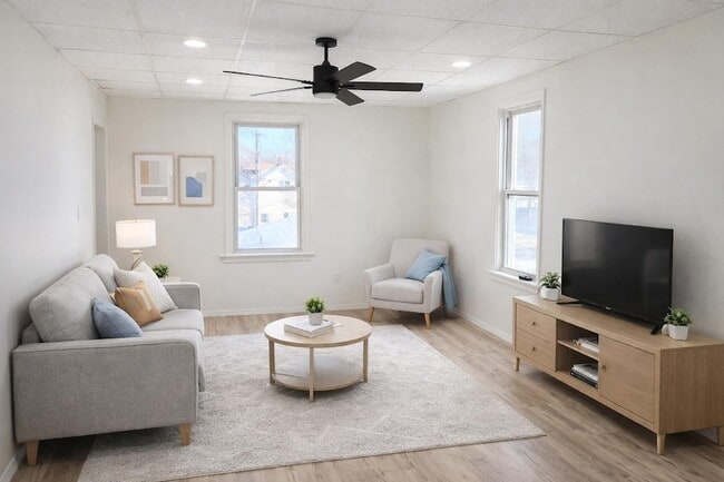 Photo - 1106 Becker Ave SW