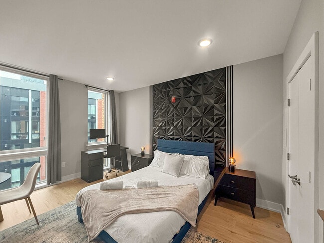 Building Photo - 626 N Delaware Ave Unit ID1055934P