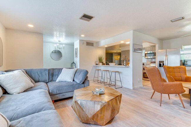 Building Photo - 589 Coconut St Unit SI ID1385845P