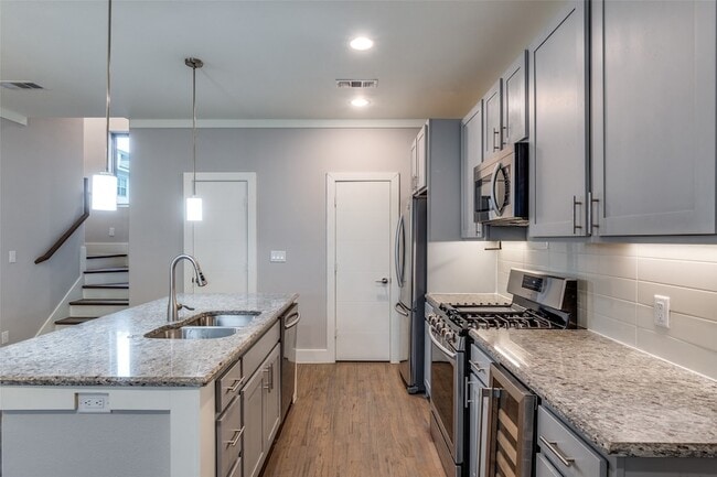 Photo - 4316 Hartford St