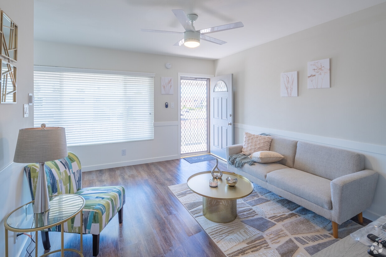 Floor Plan - Fully Furnished Suite