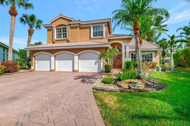 Building Photo - 19314 King Palm Ct