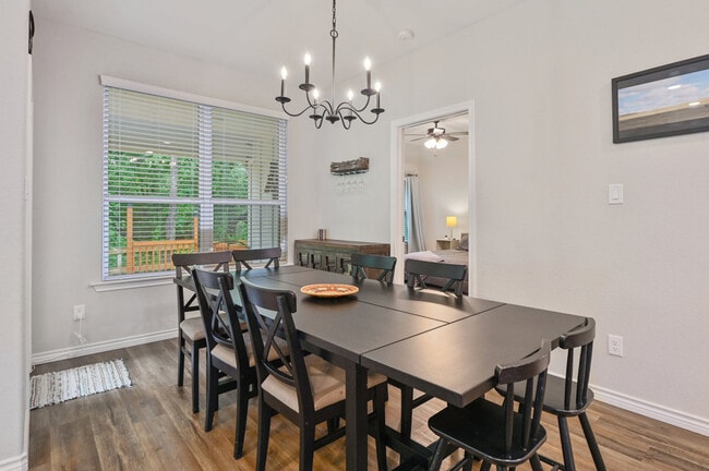 Photo - 3824 Springfield Dr Unit ID1328078P