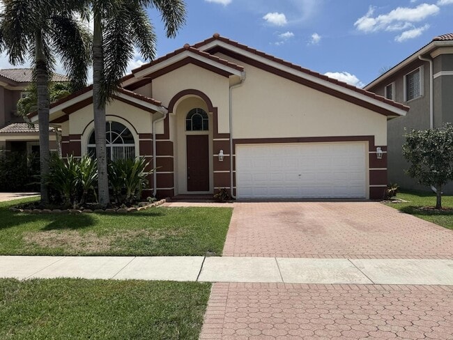 Building Photo - 9084 Silver Glen Way