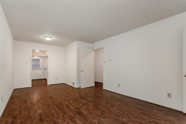 Photo - 7544 Brentcove Cir