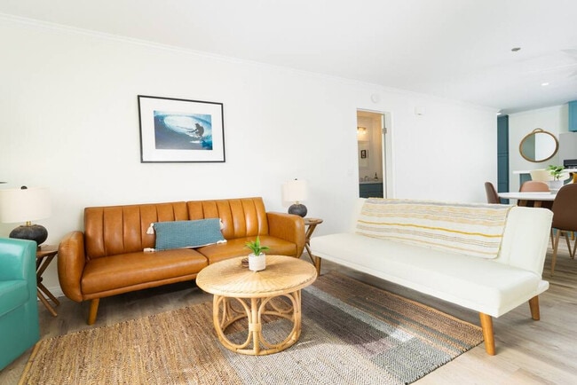 Building Photo - 4667 Ocean Blvd Unit ID1024451P