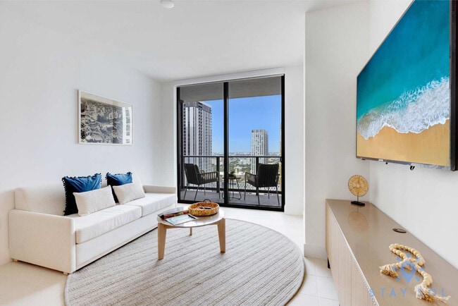 Photo - 601 NE 1st Ave Unit ID1227490P