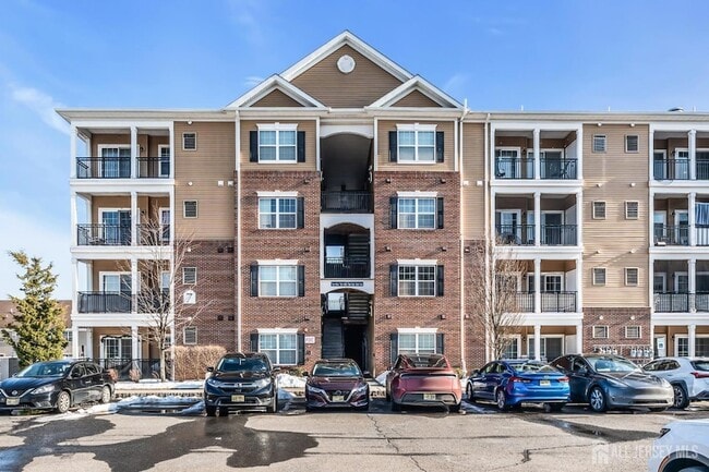 Building Photo - 731 Strassle Wy