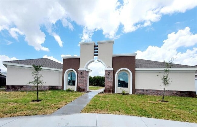 Building Photo - 2812 Rosemary Dr Unit 3