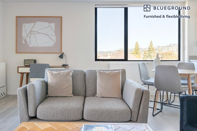 Photo - 1698 University Ave Unit FL4-ID2126