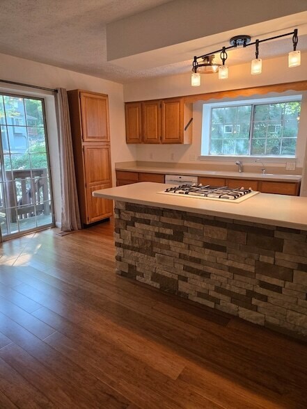 Photo - 54 Voyagers Ln