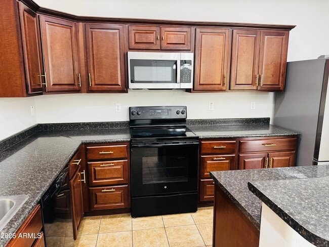 Photo - 40227 W Green Ct