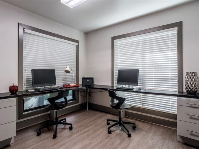 Executive Business Technology Center. - The Atlantic Ashford