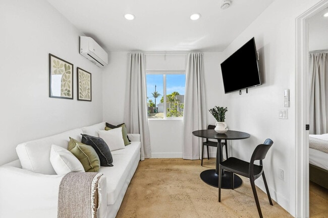 Building Photo - 6431 Carthage St Unit SI ID1520345P