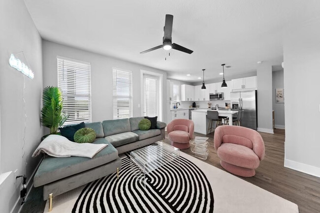 Building Photo - 11830 Buckfield Cir Unit SI ID1290654P