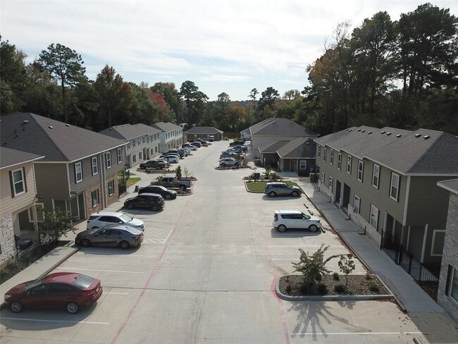 Photo - 615 Hayman St