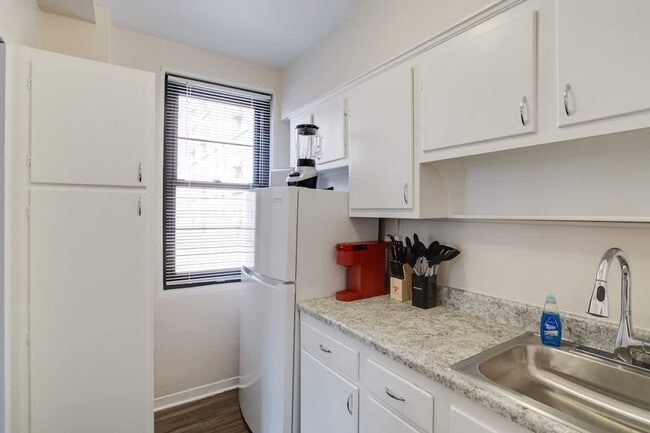 Photo - 105 W 39th St Unit SI FL5-ID1061319P