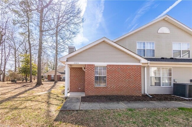 Building Photo - 1523 Orchard Grove Dr