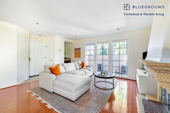 Building Photo - 10161 Danube Dr