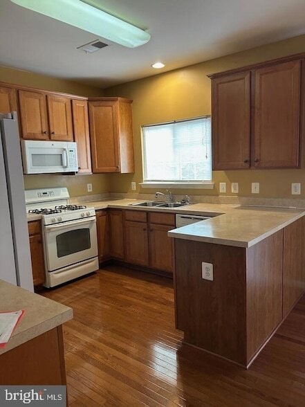 Photo - 1940 Crepe Myrtle Ln