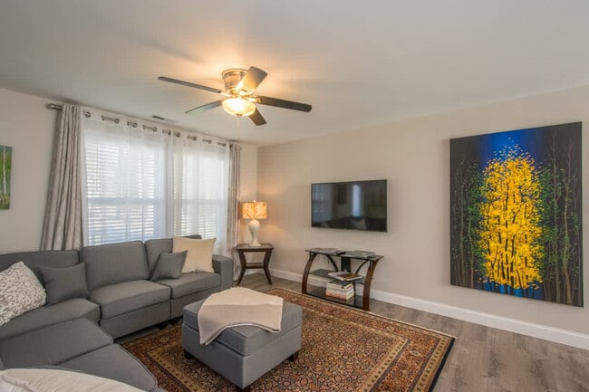 Building Photo - 19 Zanes Cove Rd Unit SI ID1597149P